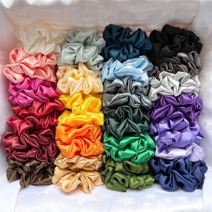 WHOLESALE SCRUNCHIES 50 pieces