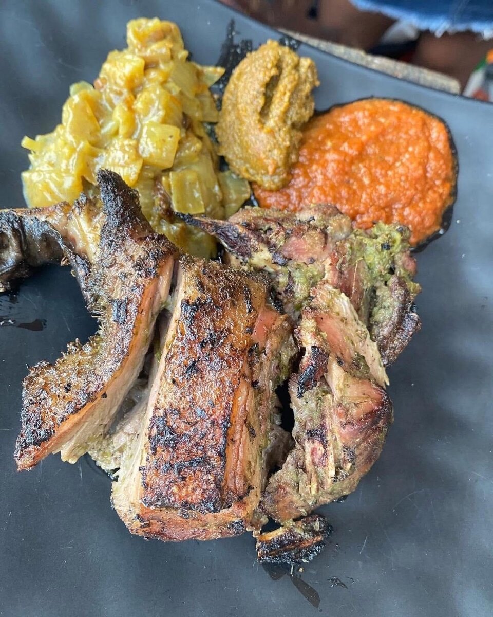 Viande de brousse avec accompagnement