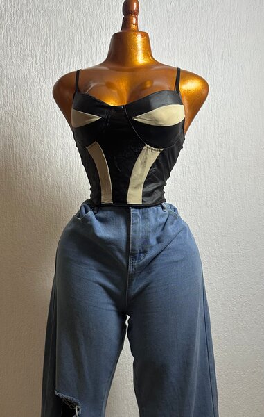 Corset noir chic femme