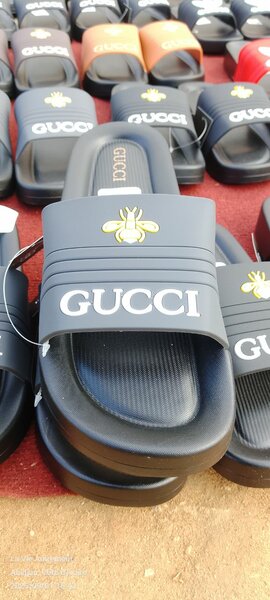 Claquette tendance pour hommes