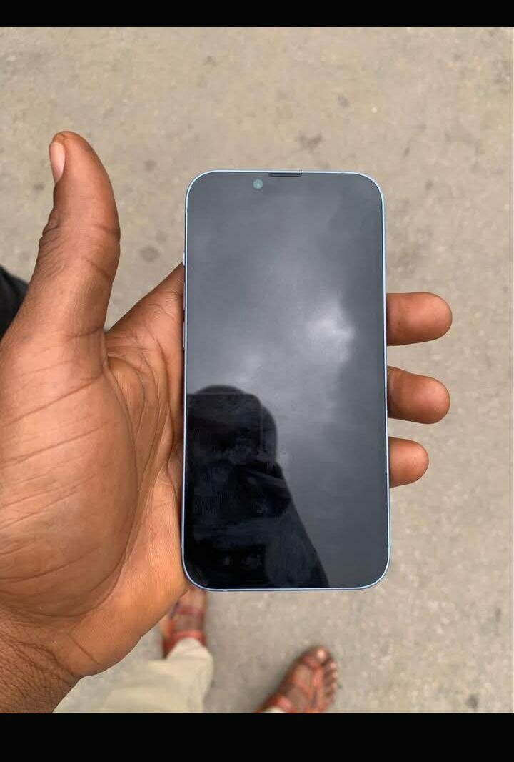 iPhone 128 Go Bleu