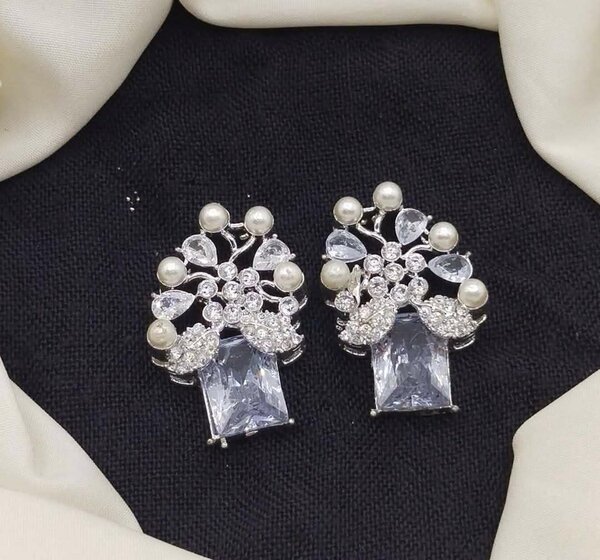 Ladies earrings