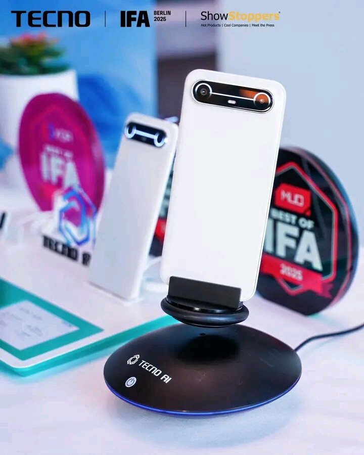 Smartphone TECNO Spark