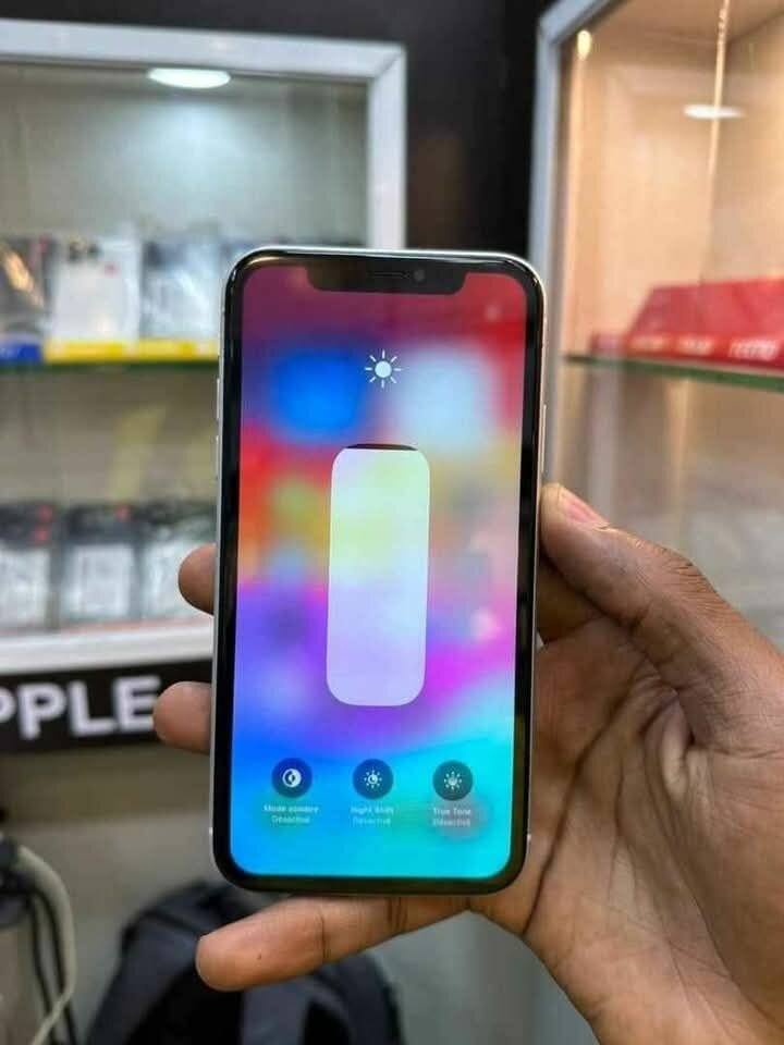 iPhone XR Blanc 64GB