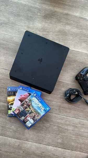 Ps4 slim