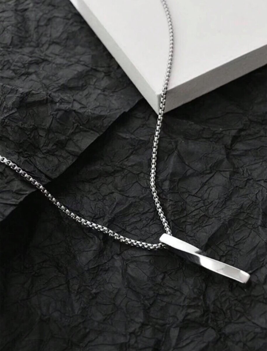 Column Pendant Necklace