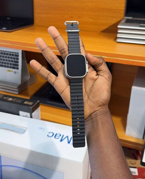 TuNeatly ultra 1 49mm gps cellular available now