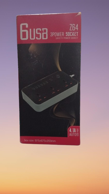 Rallonge multiprise 3 prises et 6 ports Usb