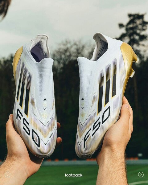 Chaussures de football F50