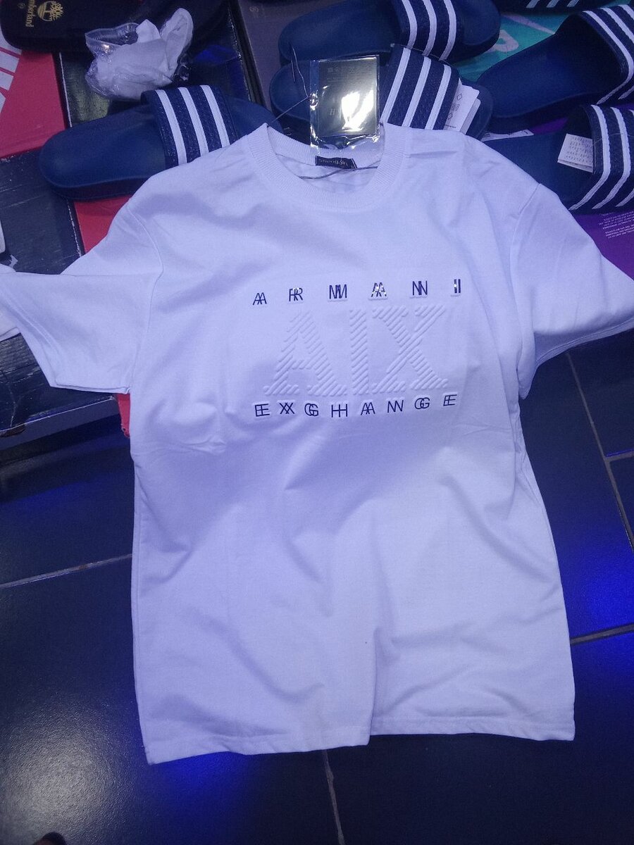 T-shirt blanc Armani Exchange