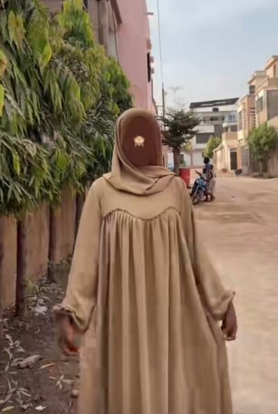 Robe Longue Élégante