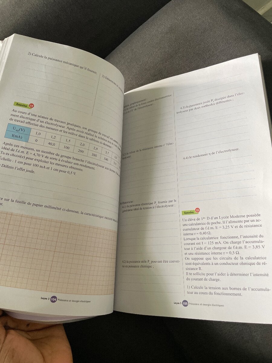 Livre Physique 1ère CDE - Valresso