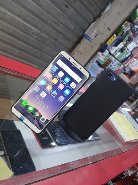 Oppo A83   128GB 4ram