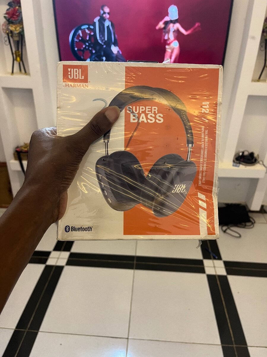 JBL Super Bass Casque Bluetooth