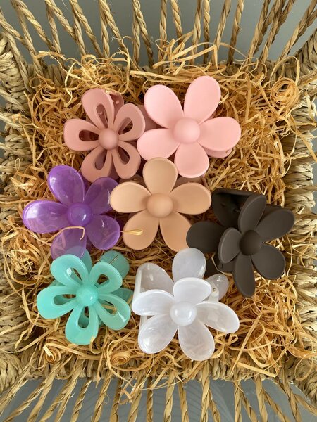 Flower Claw Clips