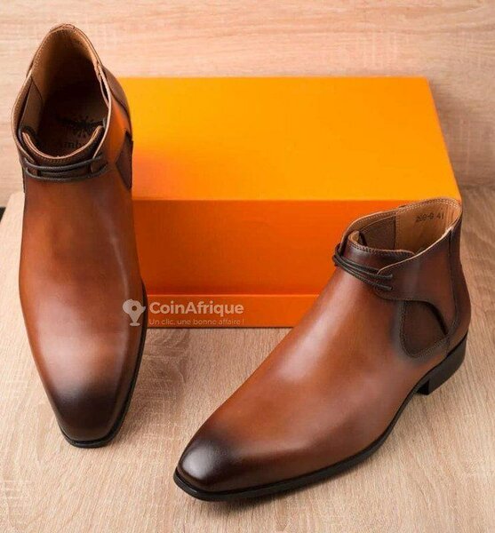 Bottes habillées en cuir homme