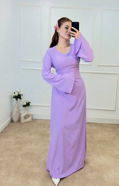 Robe longue violette élégante