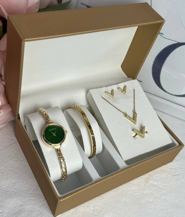 Комплект часы+набор украшений