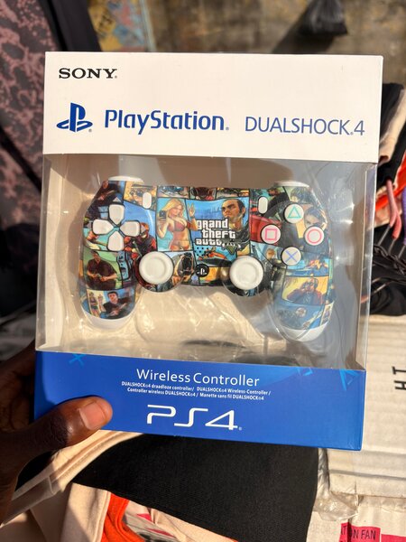 Manette PS4 DualShock 4 GTA