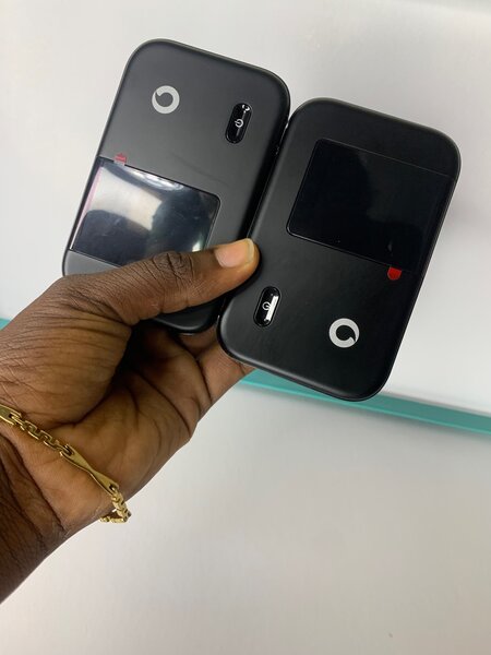 Huawei 4G Universal MiFi R215