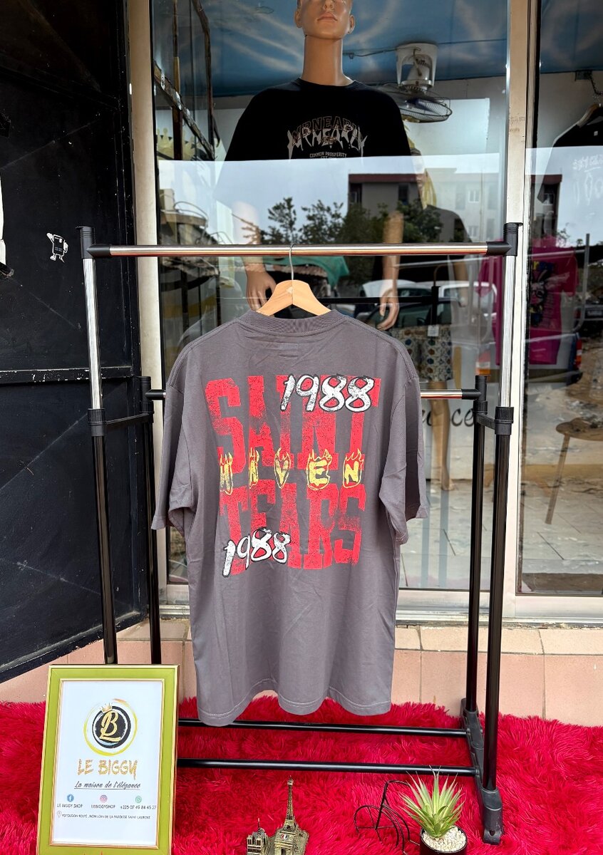 T-shirt graphique rétro 1988