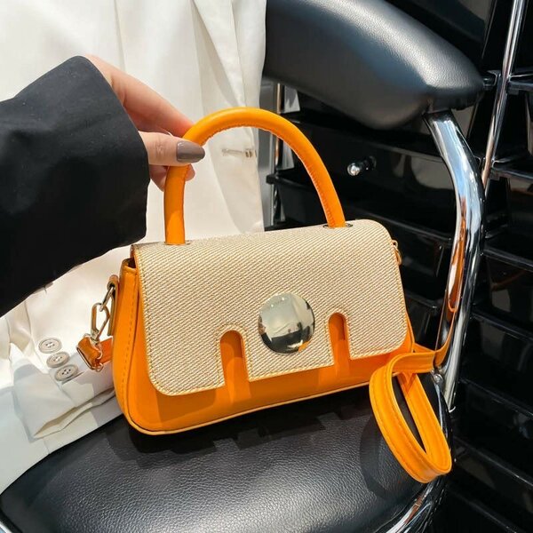 Sac à main élégant bleu clair