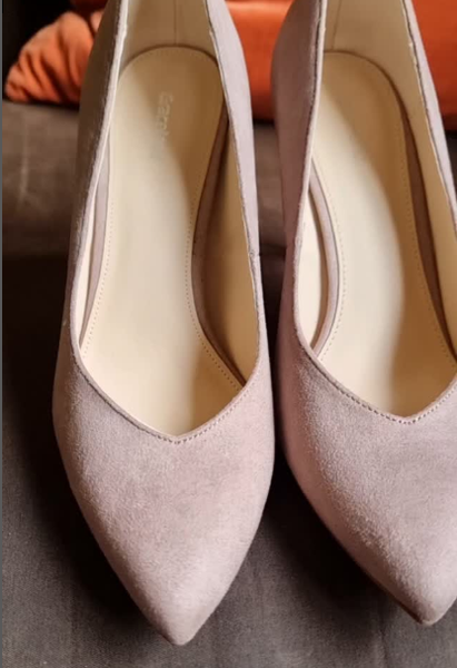 shoes gloss patent heel