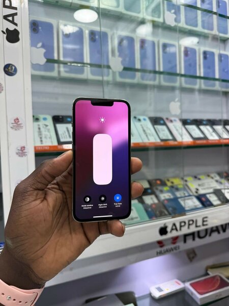 iPhone 13 Pro 128go en bon éta