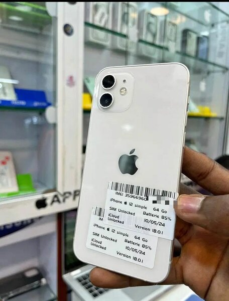 iPhone 12 Blanc 64 Go Débloqué