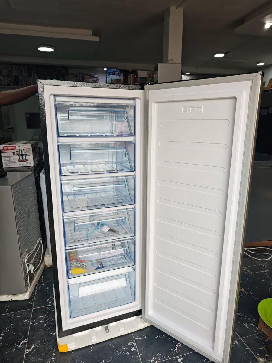 Congélateur vertical 6casier