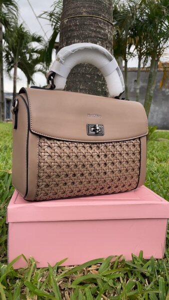 Sac à main élégant femme