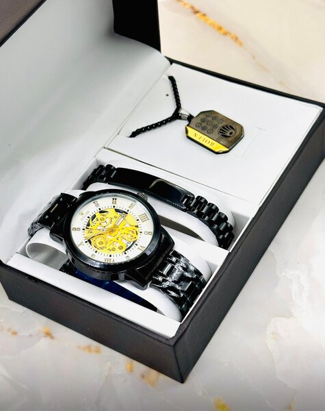 Montre avec Bracelet et Collier