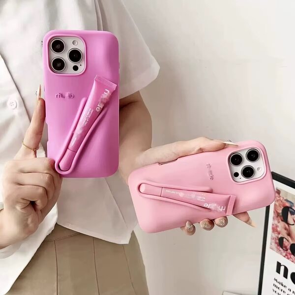 Coque Téléphone avec Baume Lèvres