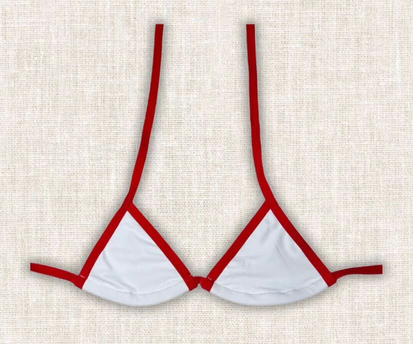 Bikini rouge blanc style minimaliste