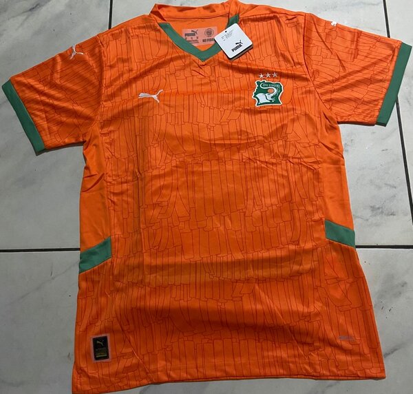 Maillot de football orange