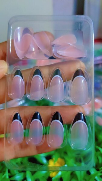 Ongles Artificiels Élegants