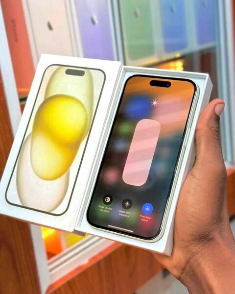 iPhone 15 simple 128Gb