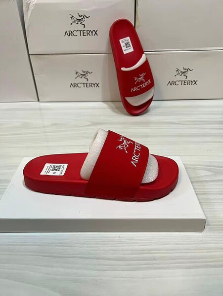 Claquettes Arc'teryx confort