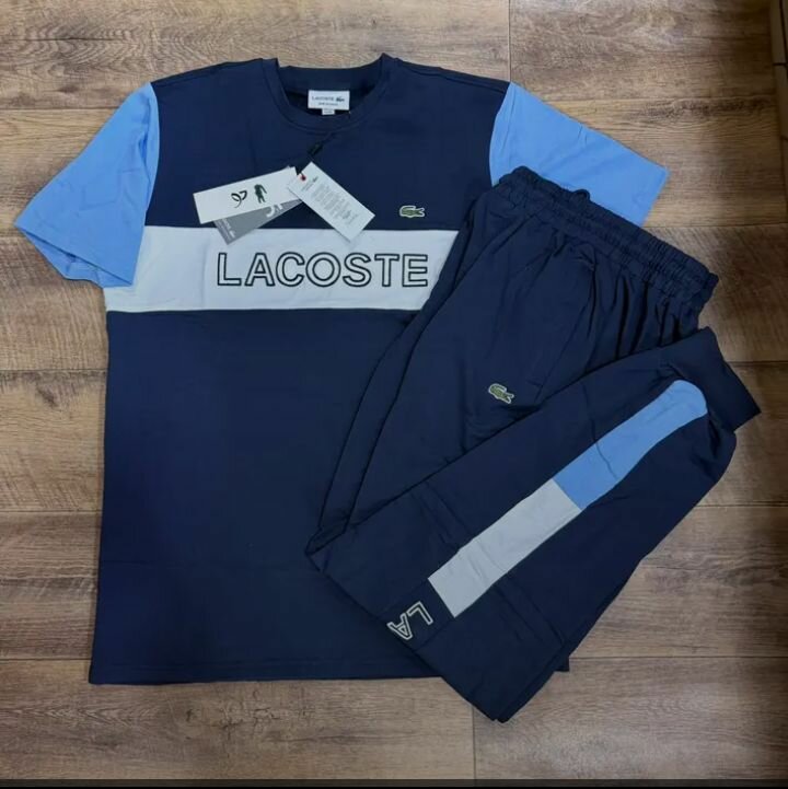 Ensemble sportif Lacoste