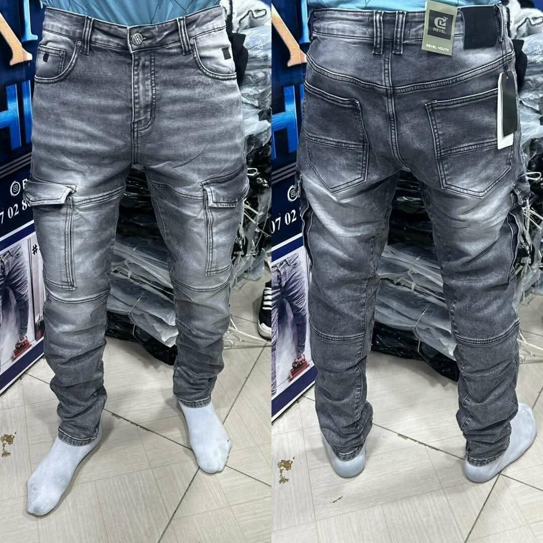 Jeans slim fit homme moderne