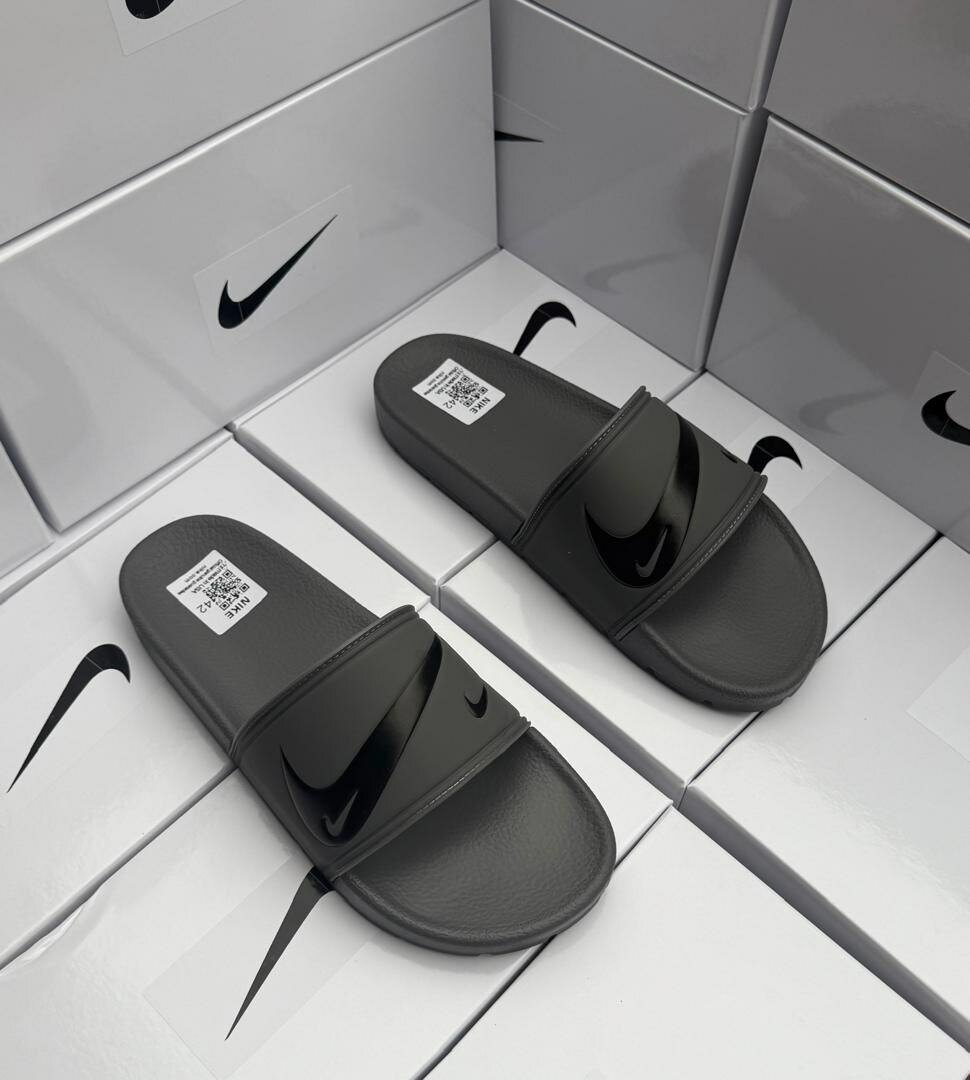Claquettes Nike Confortables