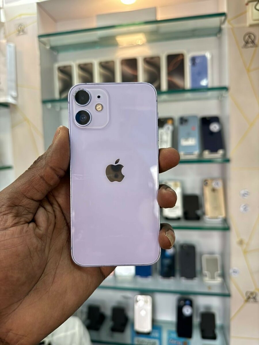 iPhone 12 mini sans id