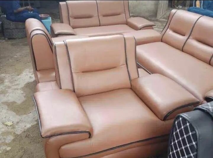 Canapé en cuir moderne