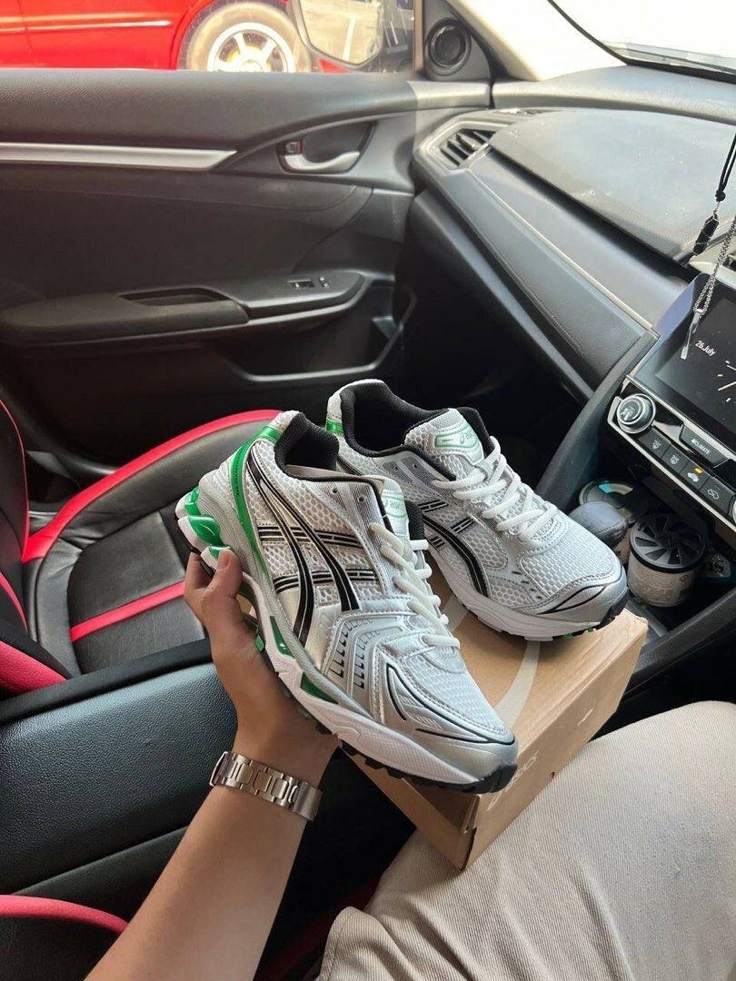 ASICS SNEAKER