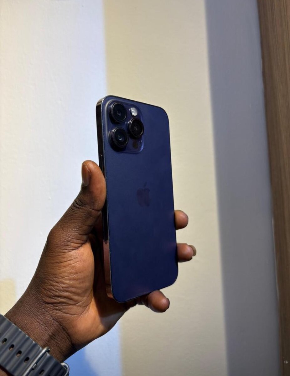 iPhone 14pro max eSIM unlock 256gig