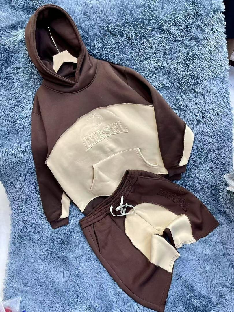 Ensemble Sweat à Capuche et Short