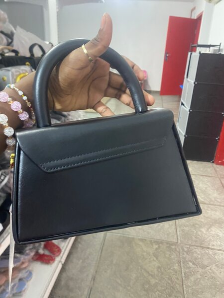 Sac à main élégant féminin