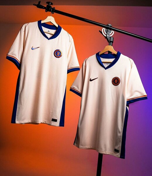 Maillot de Football Authentique