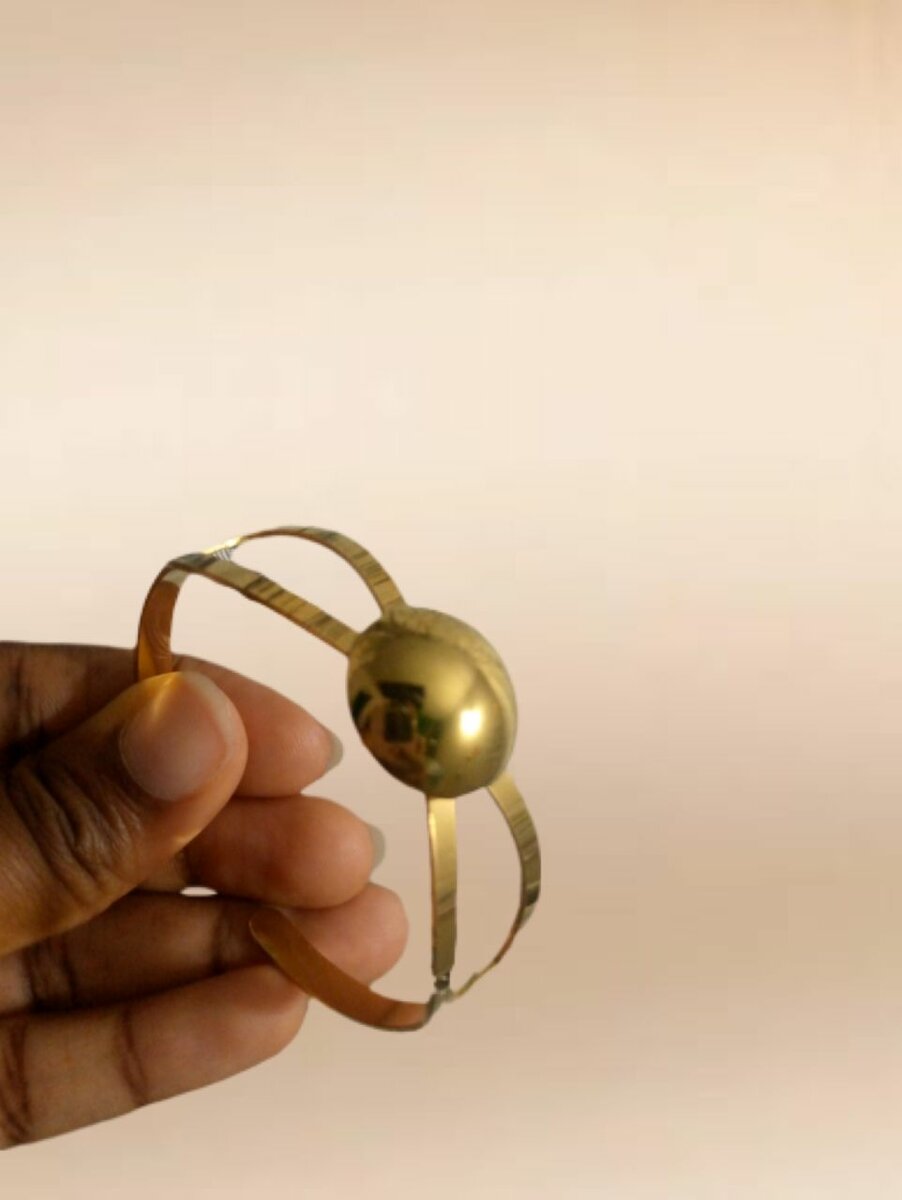 Bracelet doré élégant