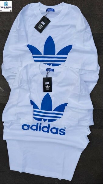 T-shirt blanche Adidas logo bleu
